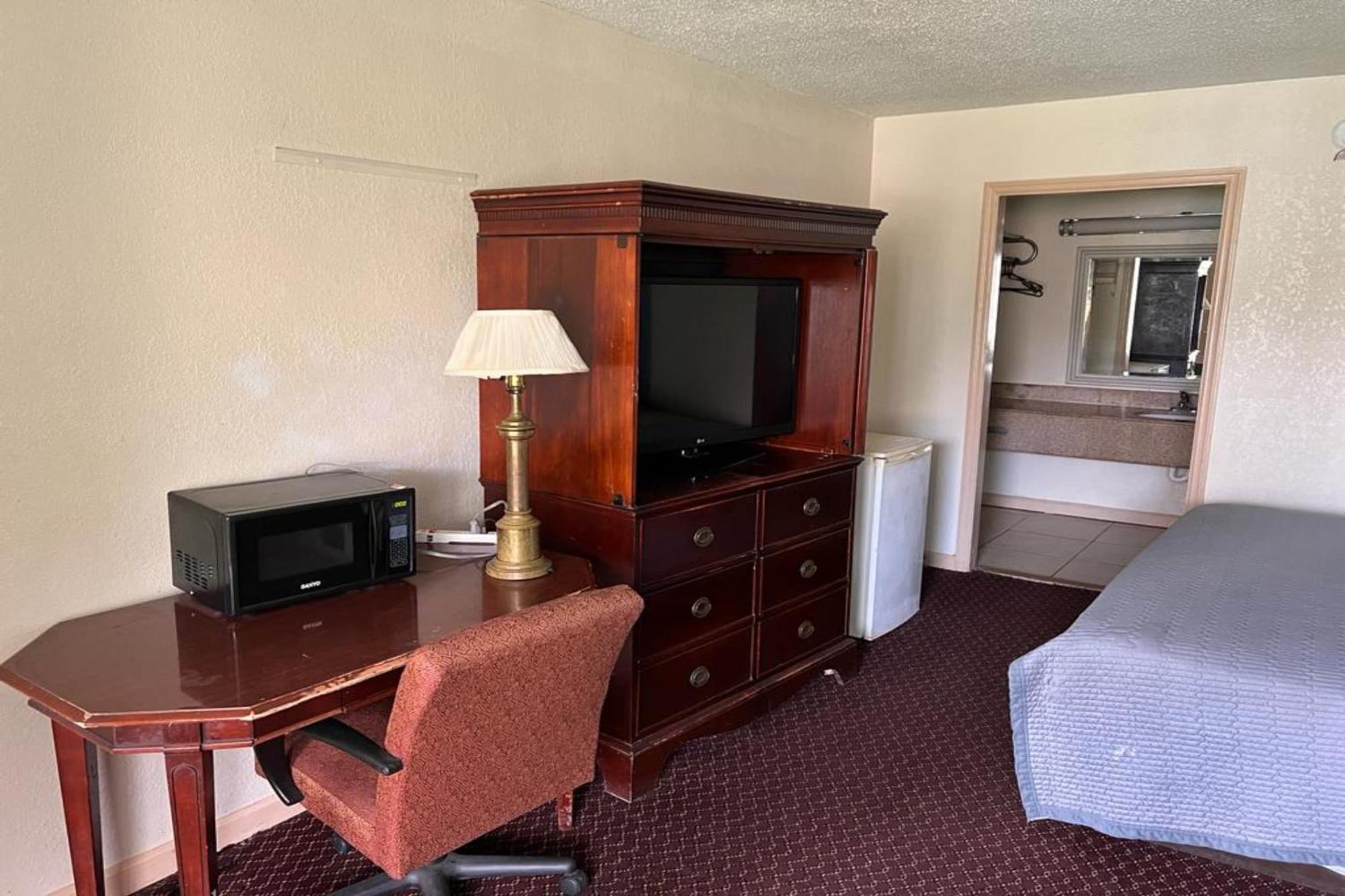 Super Inn & Suites By Oyo Milledgeville Dış mekan fotoğraf