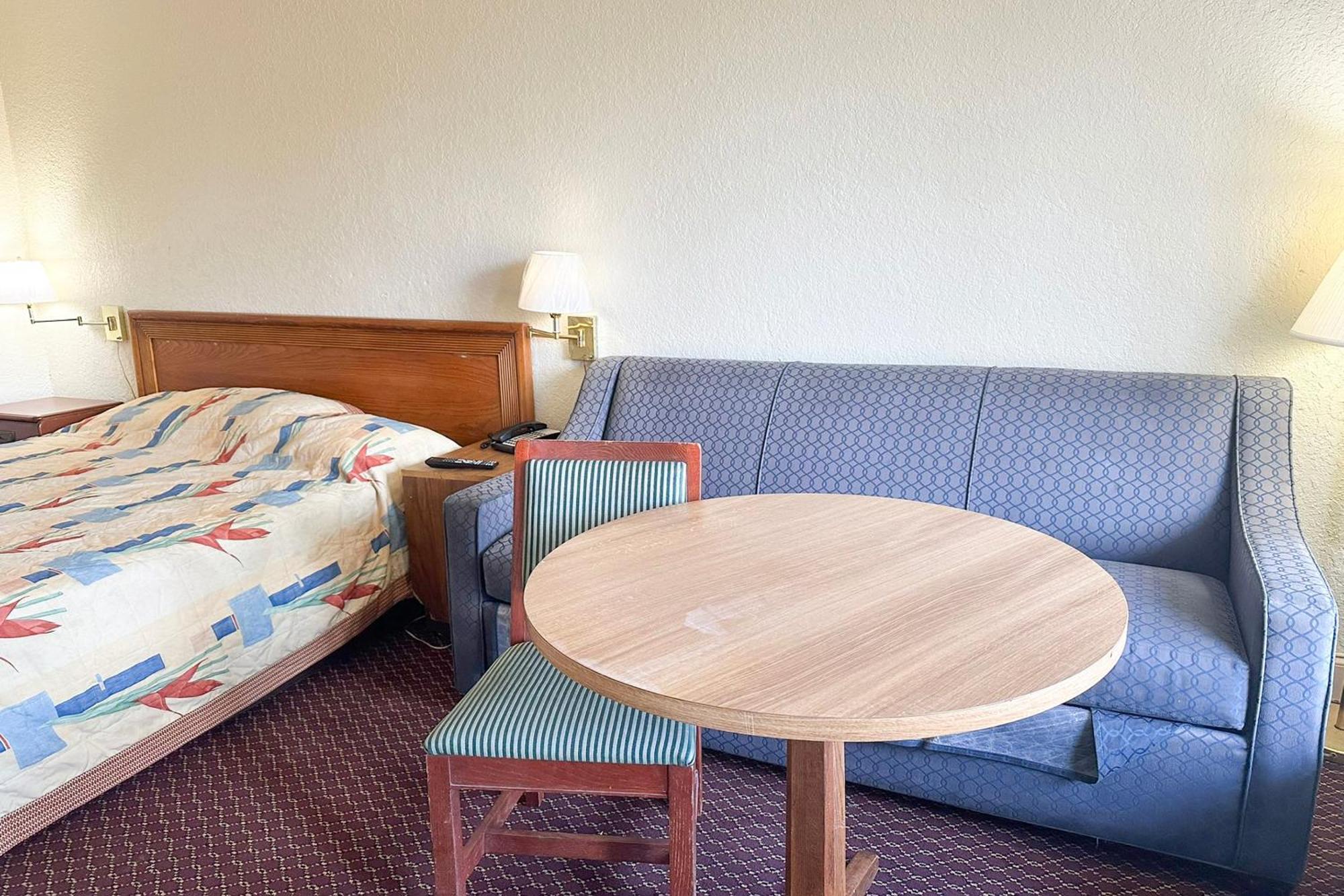 Super Inn & Suites By Oyo Milledgeville Dış mekan fotoğraf
