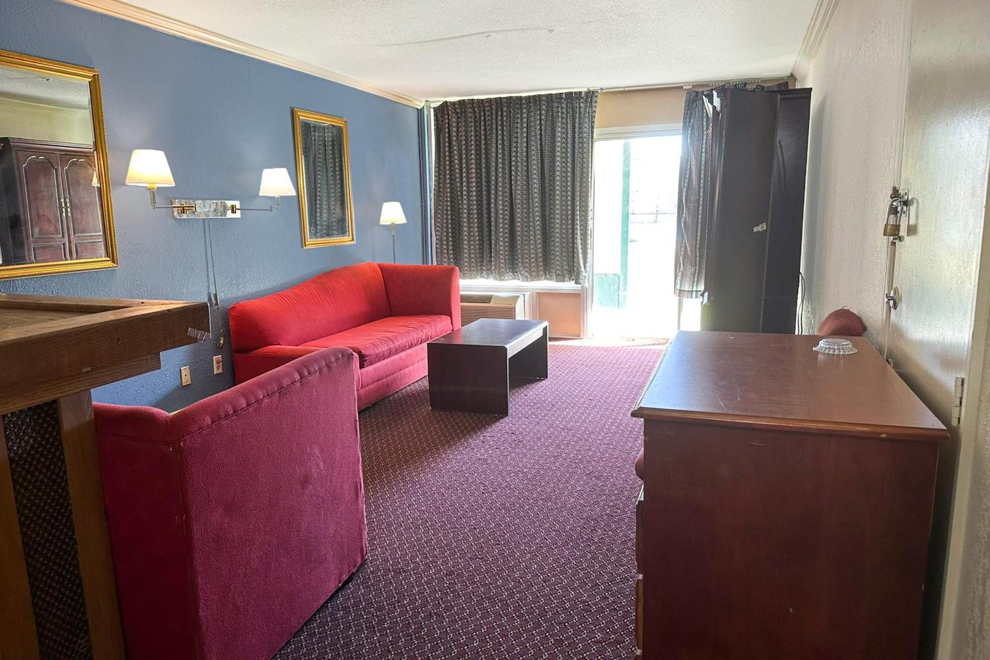 Super Inn & Suites By Oyo Milledgeville Dış mekan fotoğraf