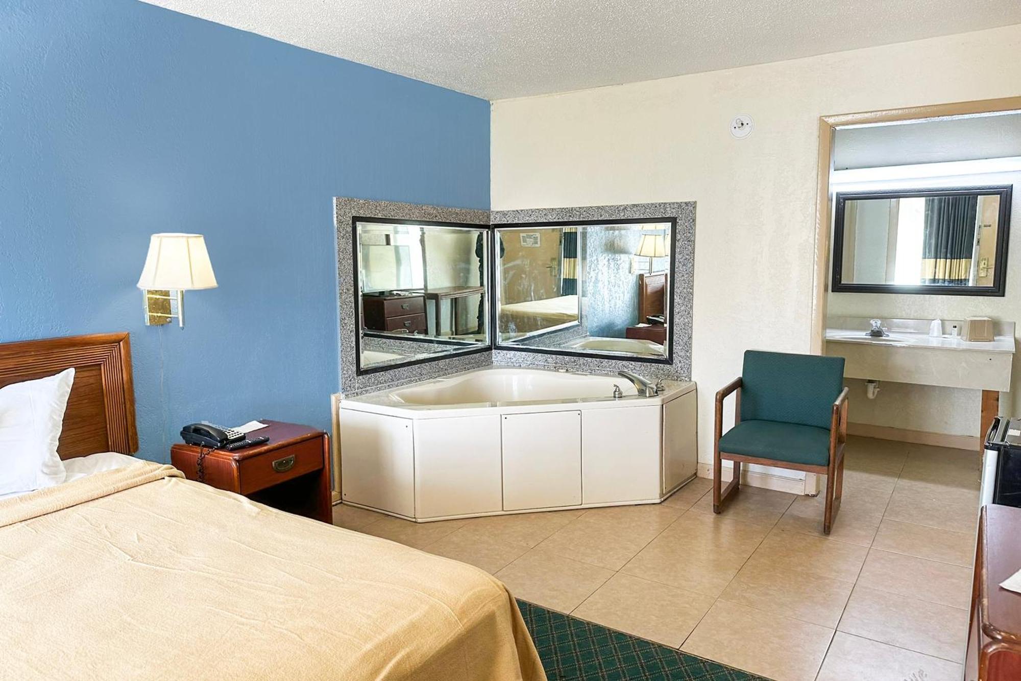 Super Inn & Suites By Oyo Milledgeville Dış mekan fotoğraf