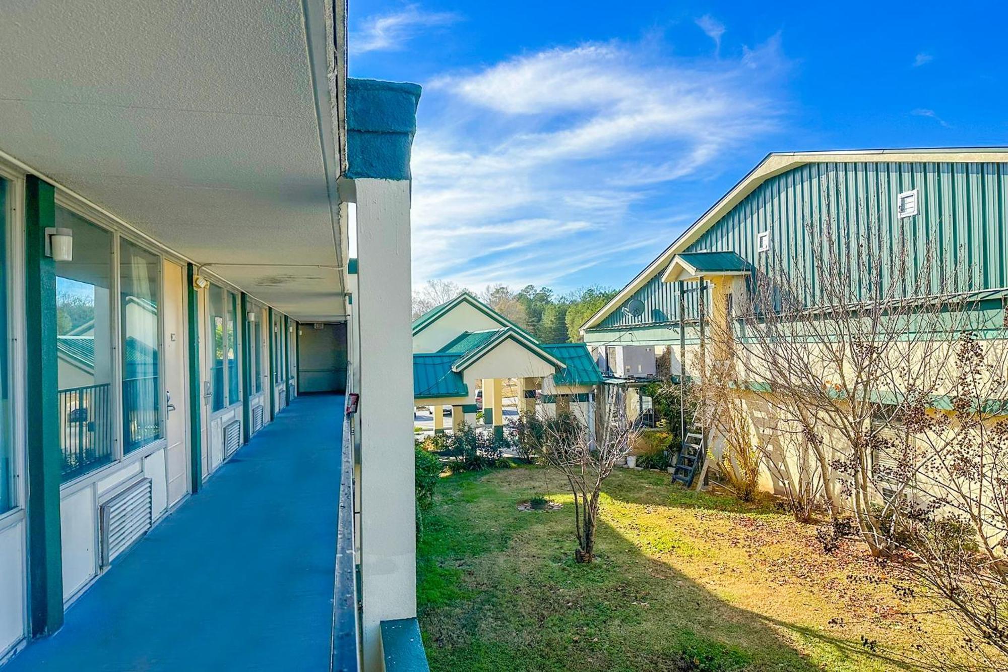 Super Inn & Suites By Oyo Milledgeville Dış mekan fotoğraf